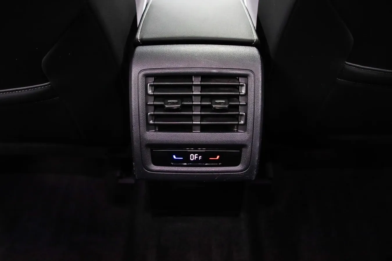 2021 Volkswagen Golf 1.4T 150HP L4 7DCT,autocango,china used car exporter,china ev exporter,chinese used car exporter,chinese used ev exporter