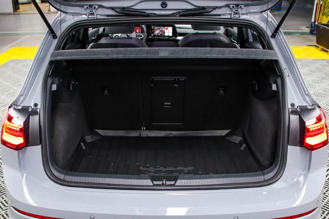 2021 Volkswagen Golf 1.4T 150HP L4 7DCT,autocango,china used car exporter,china ev exporter,chinese used car exporter,chinese used ev exporter