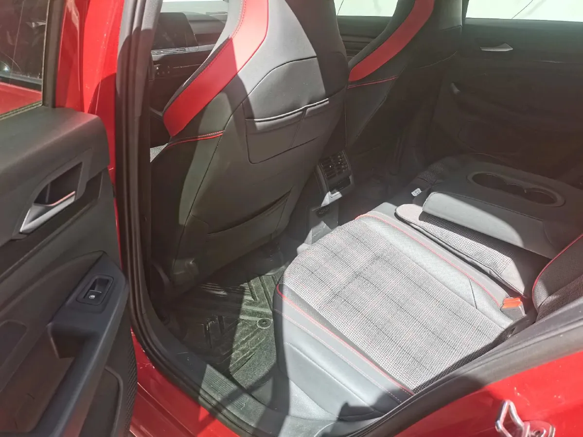 2021 Honda CR-V 1.5T 193HP L4 CVT,autocango,china used car exporter,china ev exporter,chinese used car exporter,chinese used ev exporter