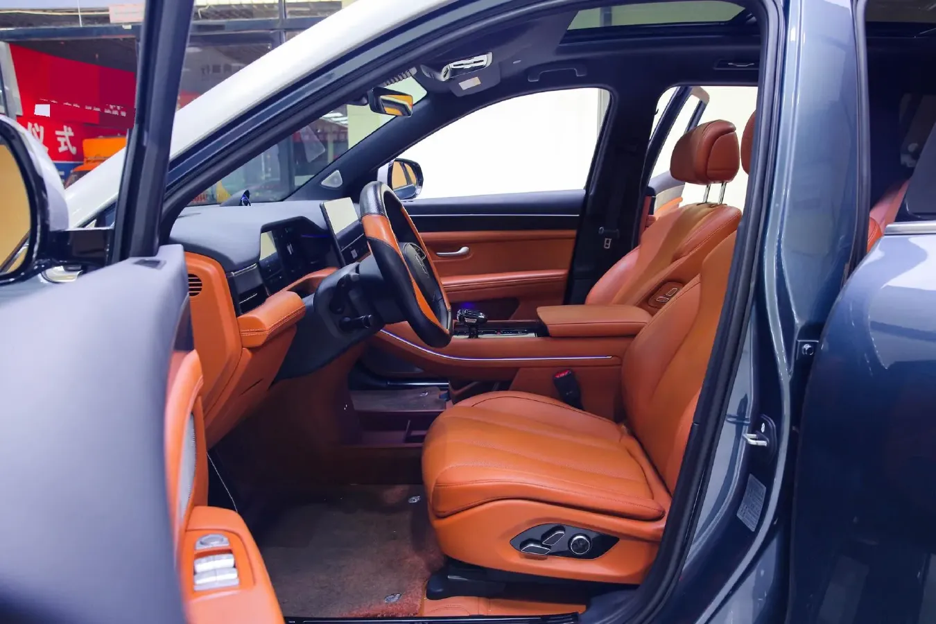 2024 AITO AITO M7 1.5T 152HP L4 REEV 42KWH,autocango,china used car exporter,china ev exporter,chinese used car exporter,chinese used ev exporter