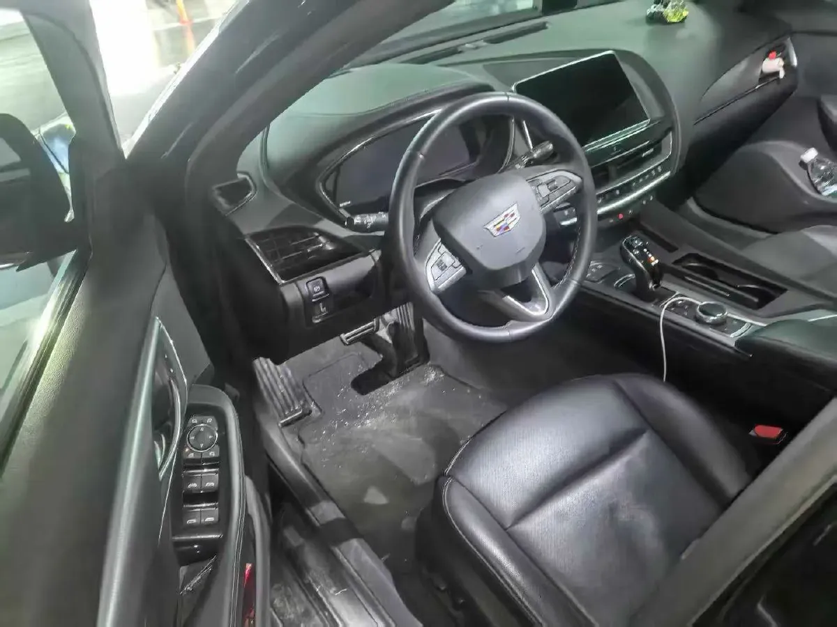 2022 Cadillac CT5 2.0T 237HP L4 10AT,autocango,china used car exporter,china ev exporter,chinese used car exporter,chinese used ev exporter