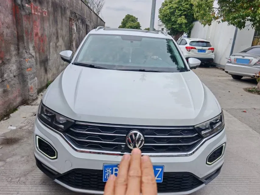 2019 Volkswagen T-Roc 1.4T 150HP L4 7DCT,autocango,china used car exporter,china ev exporter,chinese used car exporter,chinese used ev exporter