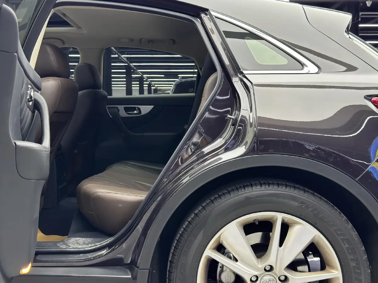 2018 GMC SIERRA 6.2L 420HP V8 8AT,autocango,china used car exporter,china ev exporter,chinese used car exporter,chinese used ev exporter