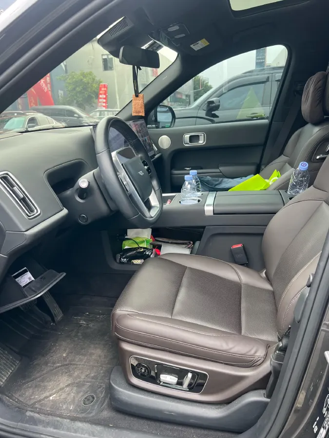 2023 Li L8 Range Extended 154HP REEV 40.9KWH,autocango,china used car exporter,china ev exporter,chinese used car exporter,chinese used ev exporter