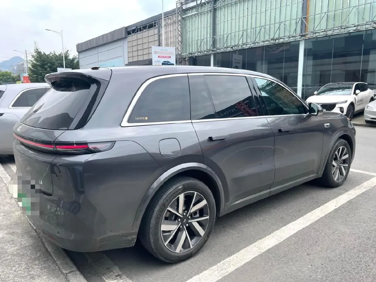 2023 Li L8 Range Extended 154HP REEV 40.9KWH,autocango,china used car exporter,china ev exporter,chinese used car exporter,chinese used ev exporter