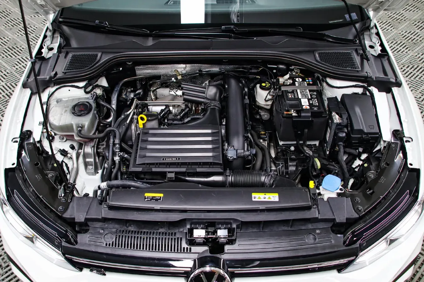 2023 Volkswagen Golf 1.4T 150HP L4 7DCT,autocango,china used car exporter,china ev exporter,chinese used car exporter,chinese used ev exporter