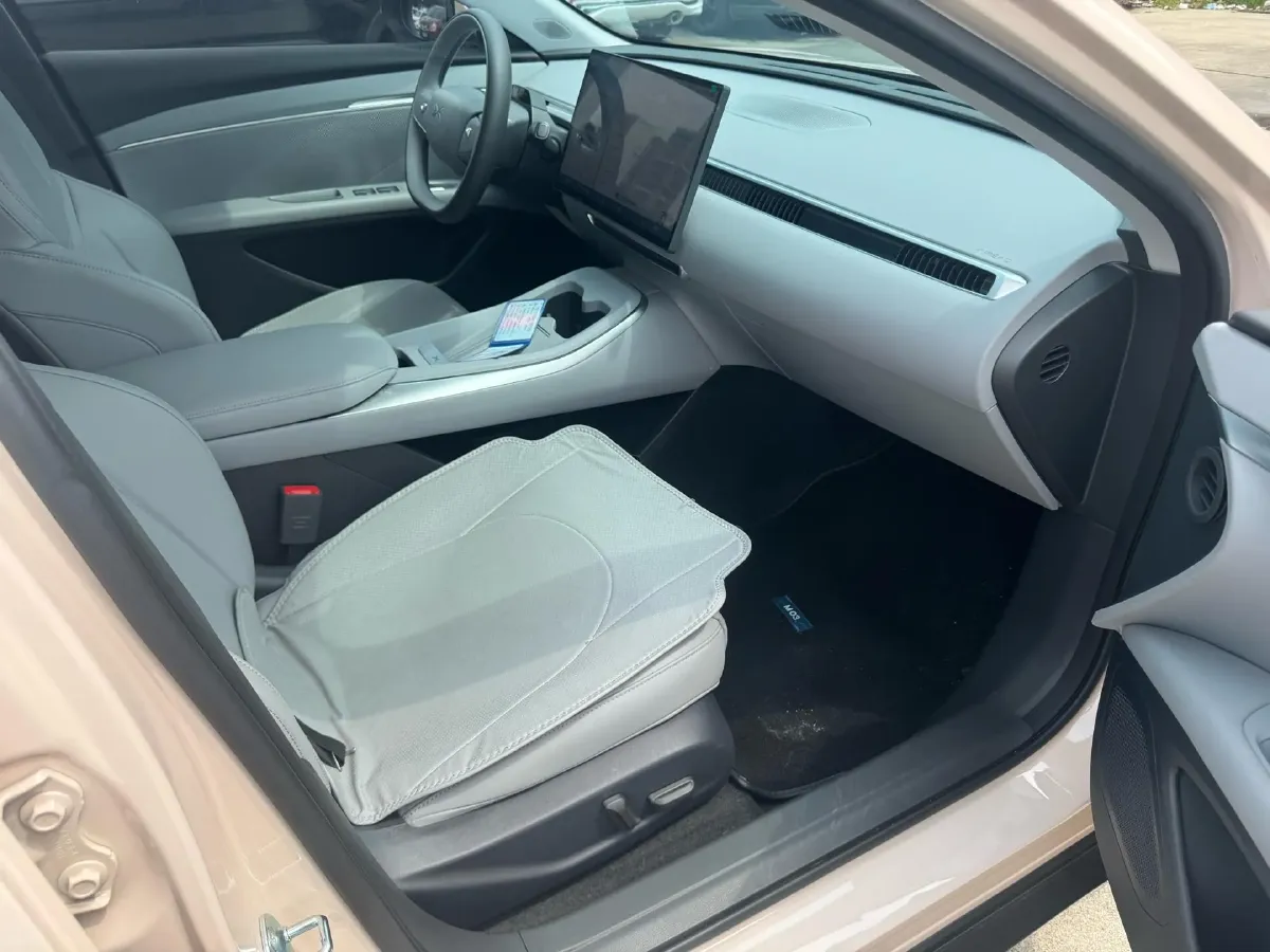 2024 Xpeng MONA M03 BEV 51.8KWH,autocango,china used car exporter,china ev exporter,chinese used car exporter,chinese used ev exporter