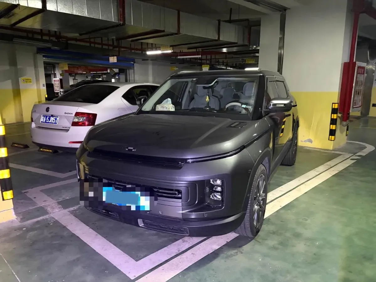 2020 Geely ICON 1.5T 177HP L3 7DCT,autocango,china used car exporter,china ev exporter,chinese used car exporter,chinese used ev exporter