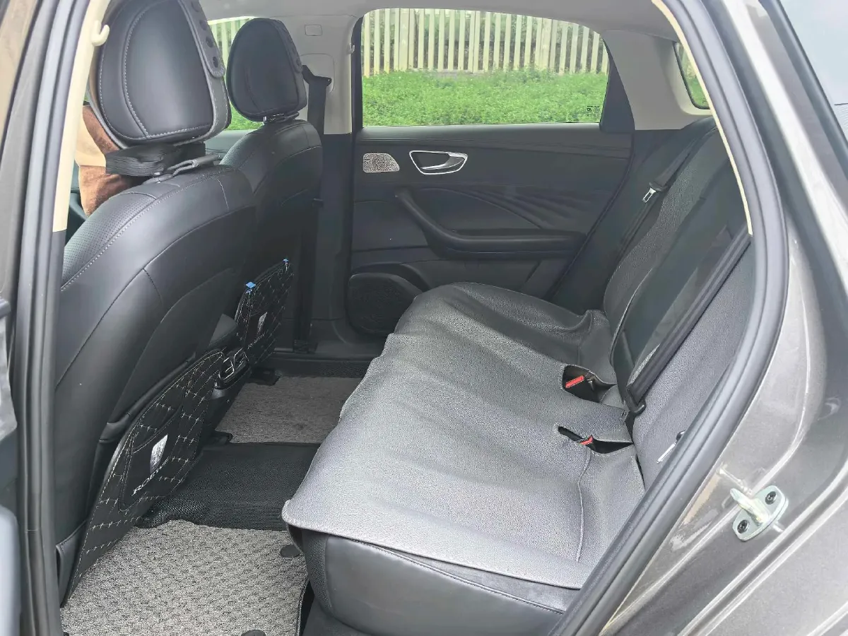 2023 Roewe D7 BEV 59.2KWH,autocango,china used car exporter,china ev exporter,chinese used car exporter,chinese used ev exporter