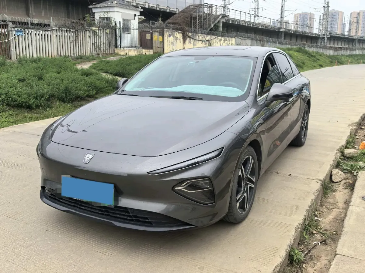 2023 Roewe D7 BEV 59.2KWH,autocango,china used car exporter,china ev exporter,chinese used car exporter,chinese used ev exporter