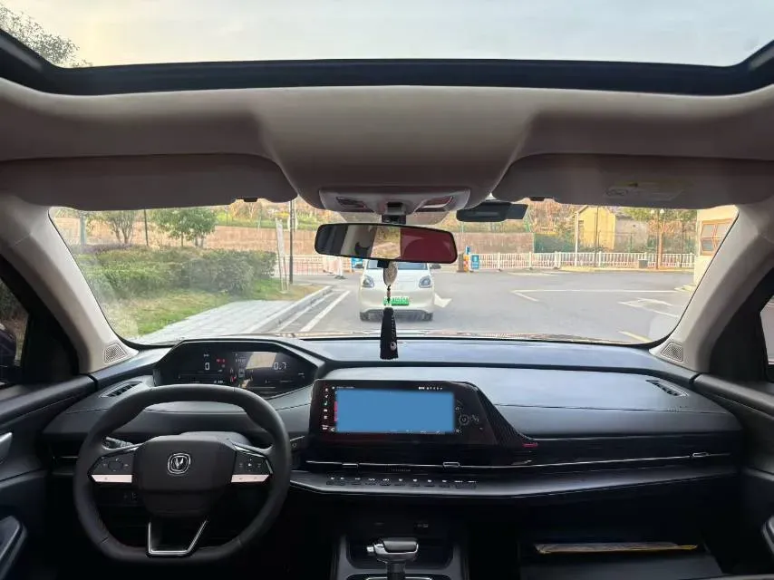 2023 ChangAn CS55 Plus 1.5T 188HP L4 7DCT,autocango,china used car exporter,china ev exporter,chinese used car exporter,chinese used ev exporter