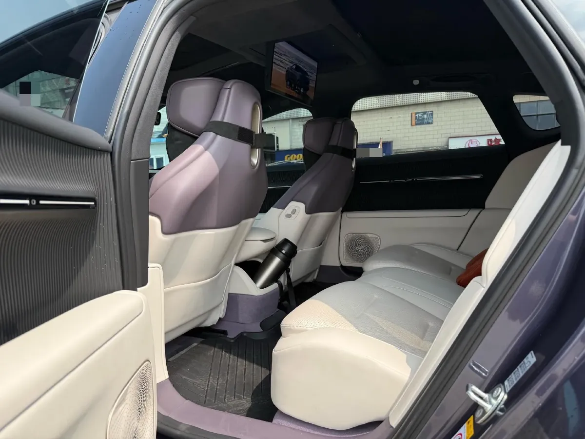 2025 Avatr 12 1.5T 156HP L4 REEV 39.05KWH,autocango,china used car exporter,china ev exporter,chinese used car exporter,chinese used ev exporter