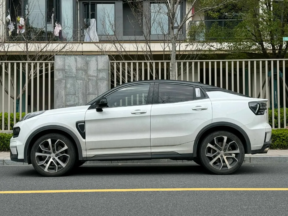 2021 LYNK&CO 01 2.0T 254HP L4 8AT,autocango,china used car exporter,china ev exporter,chinese used car exporter,chinese used ev exporter