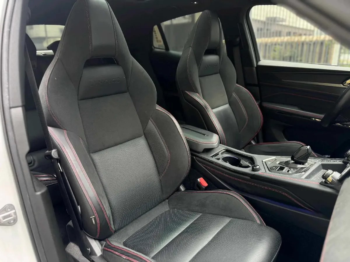 2021 LYNK&CO 01 2.0T 254HP L4 8AT,autocango,china used car exporter,china ev exporter,chinese used car exporter,chinese used ev exporter