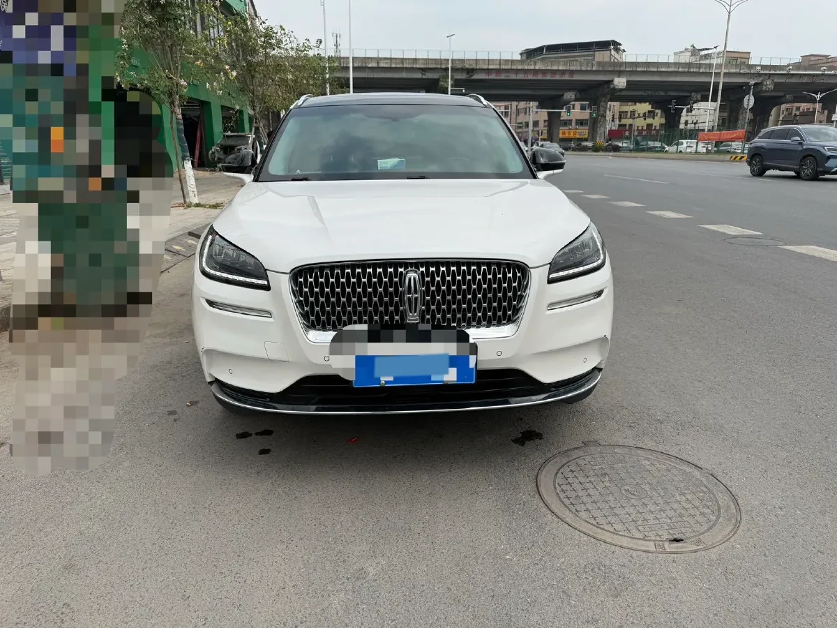 2021 Lincoln Corsair 2.0T 245HP L4 8AT,autocango,china used car exporter,china ev exporter,chinese used car exporter,chinese used ev exporter