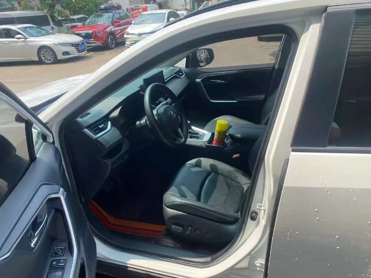 2023 Toyota RAV4 2.0L 171HP L4 CVT,autocango,china used car exporter,china ev exporter,chinese used car exporter,chinese used ev exporter