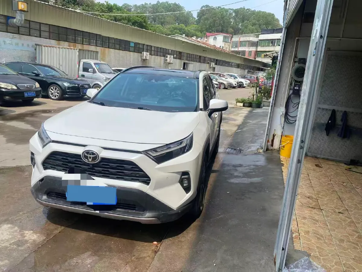 2023 Toyota RAV4 2.0L 171HP L4 CVT,autocango,china used car exporter,china ev exporter,chinese used car exporter,chinese used ev exporter