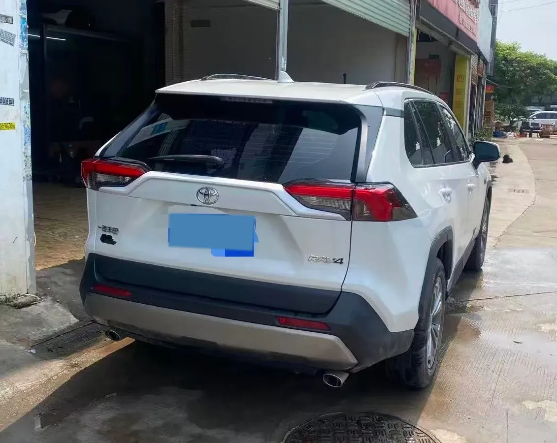 2023 Toyota RAV4 2.0L 171HP L4 CVT,autocango,china used car exporter,china ev exporter,chinese used car exporter,chinese used ev exporter