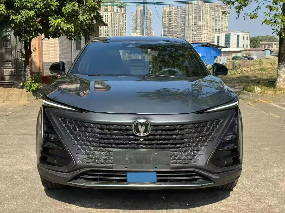 2022 ChangAn UNI-T 1.5T 188HP L4 7DCT,autocango,china used car exporter,china ev exporter,chinese used car exporter,chinese used ev exporter