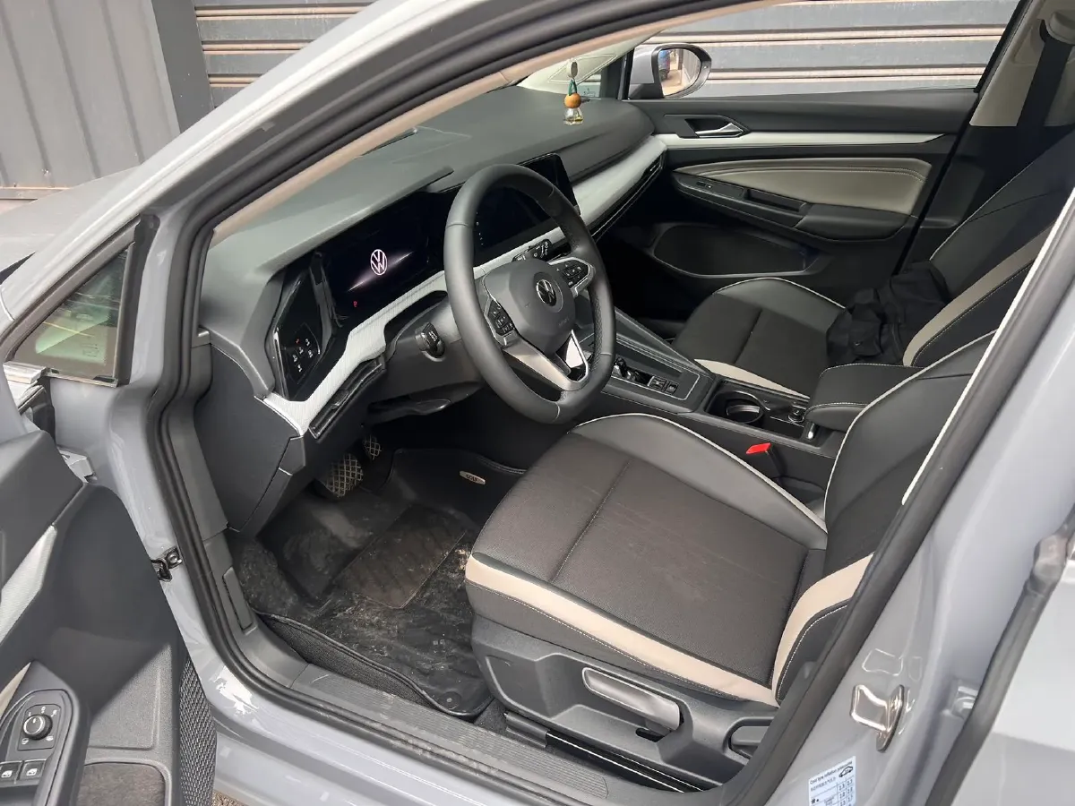 2021 Volkswagen Golf 1.2T 116HP L4 7DCT,autocango,china used car exporter,china ev exporter,chinese used car exporter,chinese used ev exporter