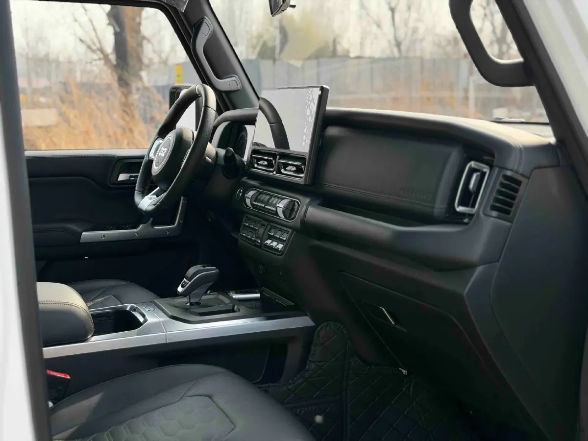 2024 212 212 T01 2.0T 252HP L4 8AT,autocango,china used car exporter,china ev exporter,chinese used car exporter,chinese used ev exporter