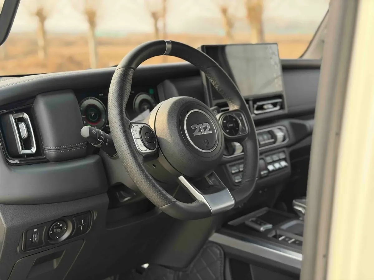 2024 212 212 T01 2.0T 252HP L4 8AT,autocango,china used car exporter,china ev exporter,chinese used car exporter,chinese used ev exporter