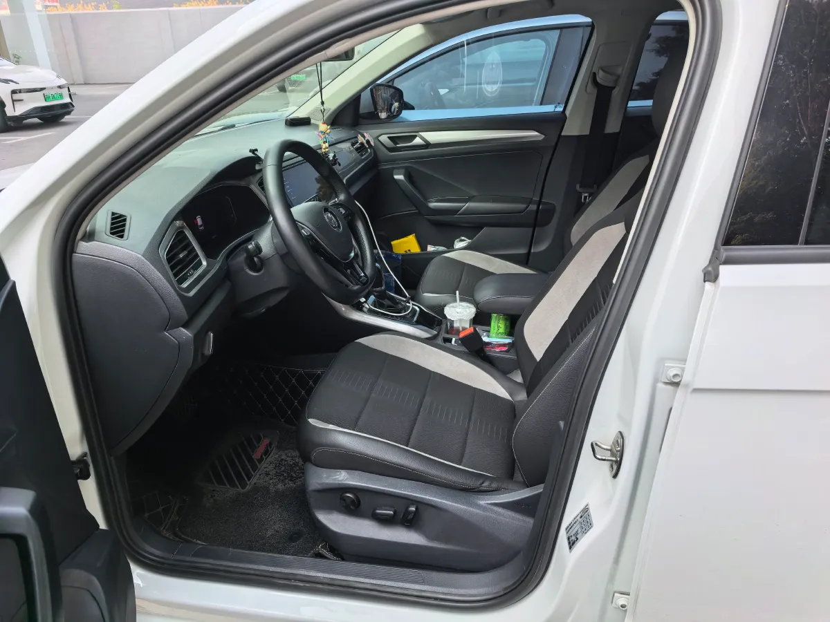 2018 Borgward BX5 1.8T 190HP L4 6AT,autocango,china used car exporter,china ev exporter,chinese used car exporter,chinese used ev exporter