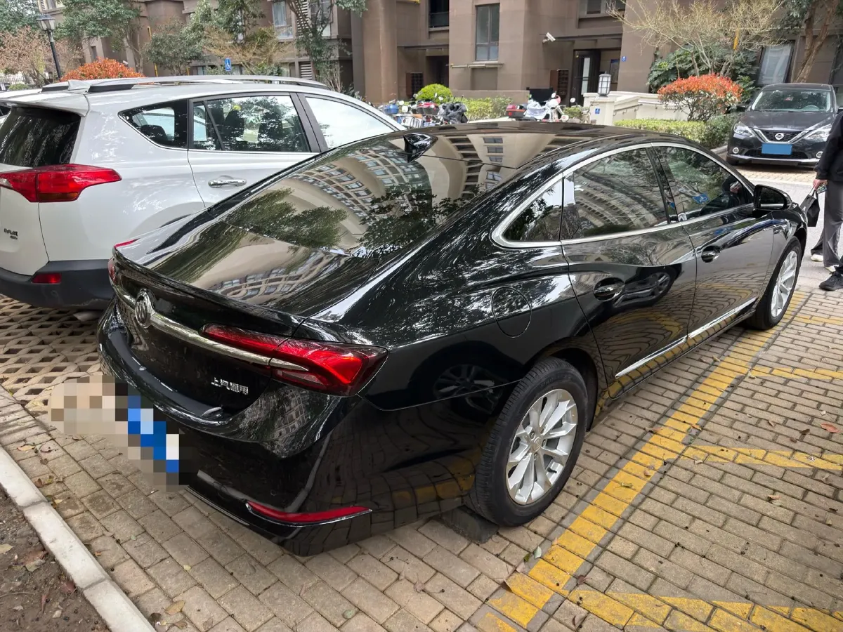 2022 Buick Larcosse 1.5T 169HP L4 9AT,autocango,china used car exporter,china ev exporter,chinese used car exporter,chinese used ev exporter