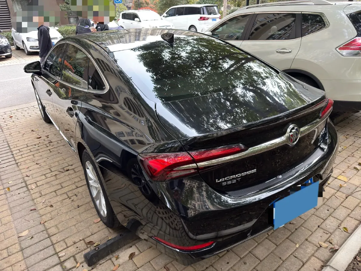 2022 Buick Larcosse 1.5T 169HP L4 9AT,autocango,china used car exporter,china ev exporter,chinese used car exporter,chinese used ev exporter