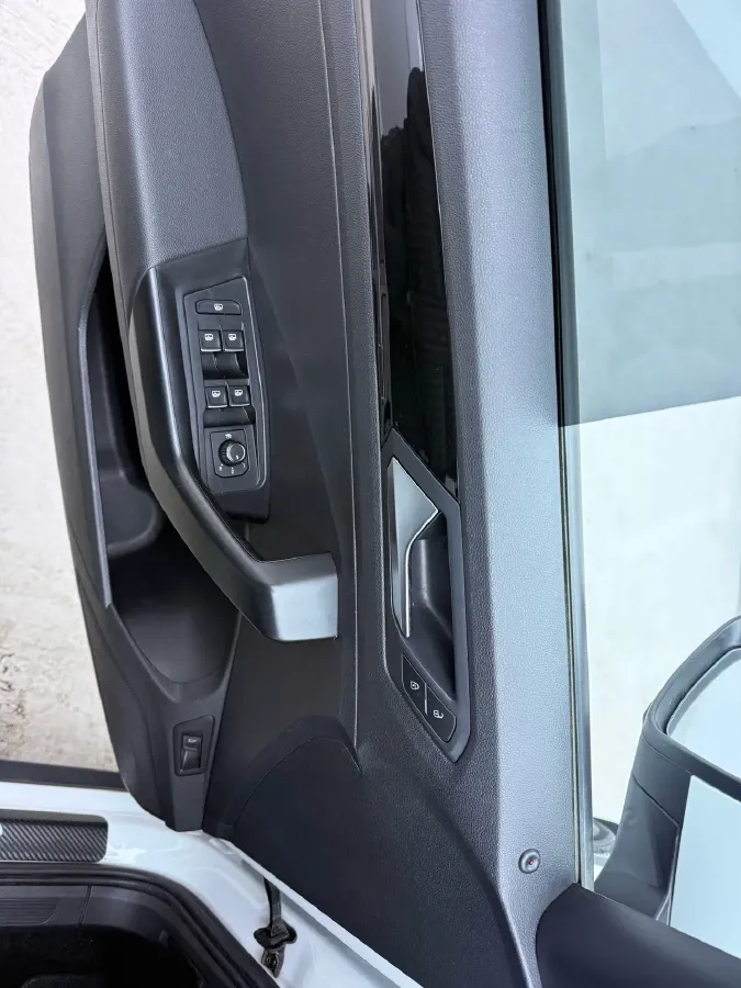 2021 Volkswagen T-Roc 1.4T 150HP L4 7DCT,autocango,china used car exporter,china ev exporter,chinese used car exporter,chinese used ev exporter