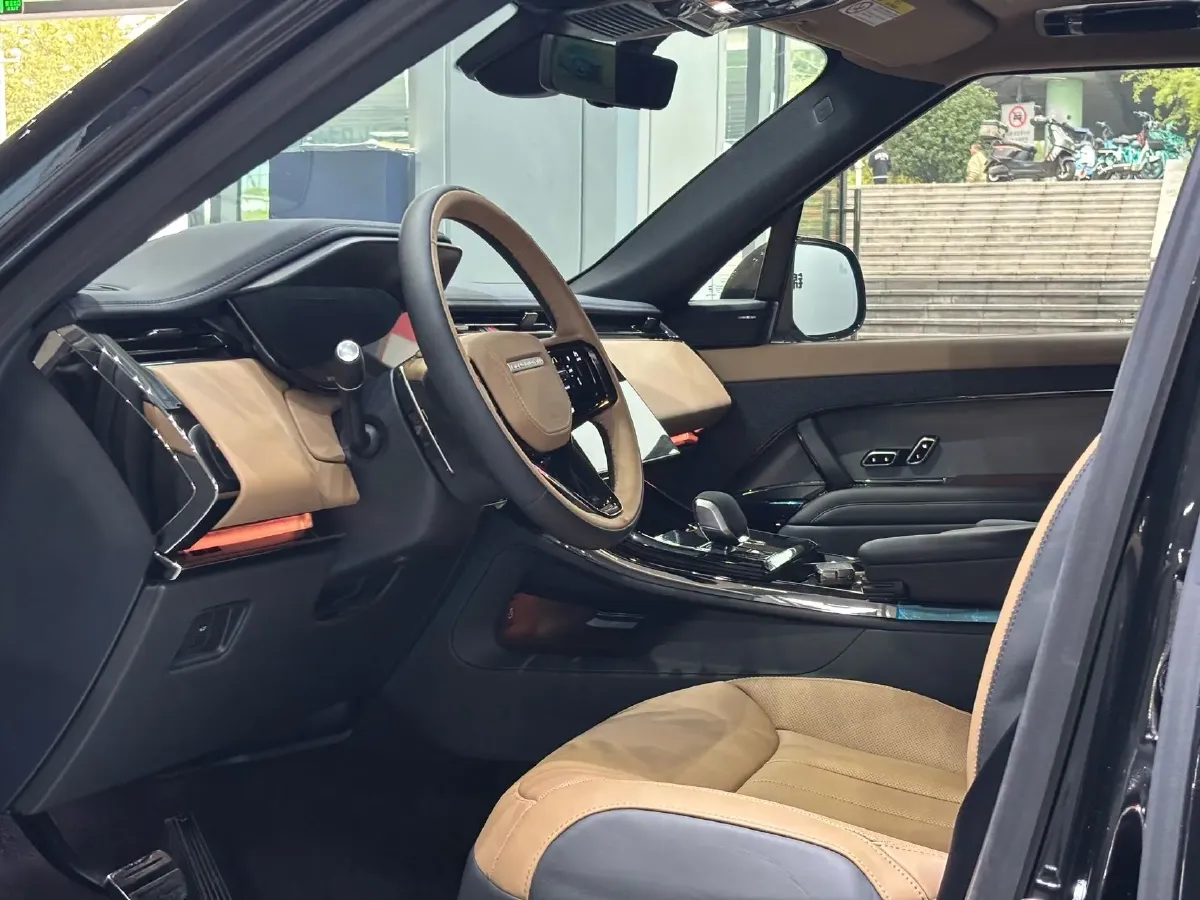 2023 Land Rover Range Rover Sport 3.0T 400HP L6 8AT,autocango,china used car exporter,china ev exporter,chinese used car exporter,chinese used ev exporter