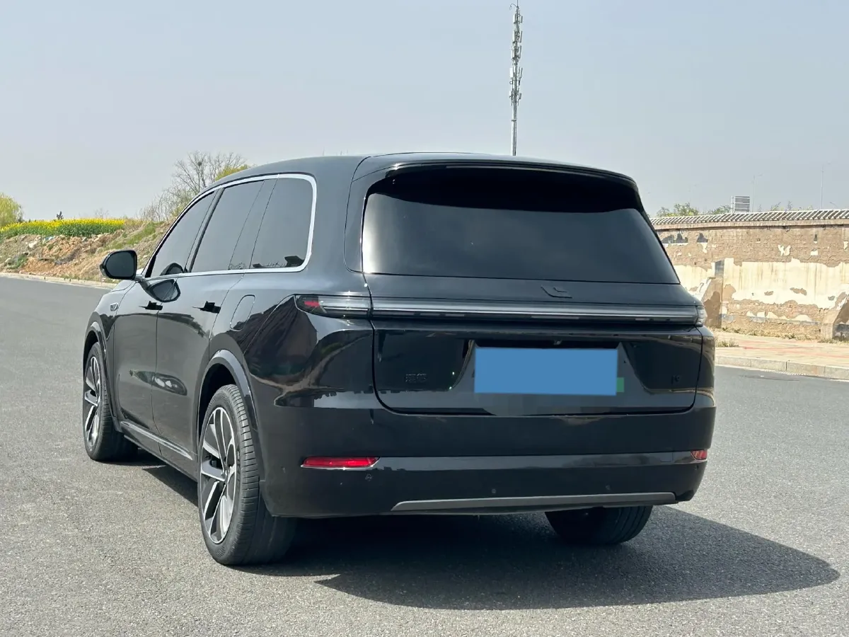 2022 Li L9 Range Extended 154HP REEV 42.6KWH,autocango,china used car exporter,china ev exporter,chinese used car exporter,chinese used ev exporter
