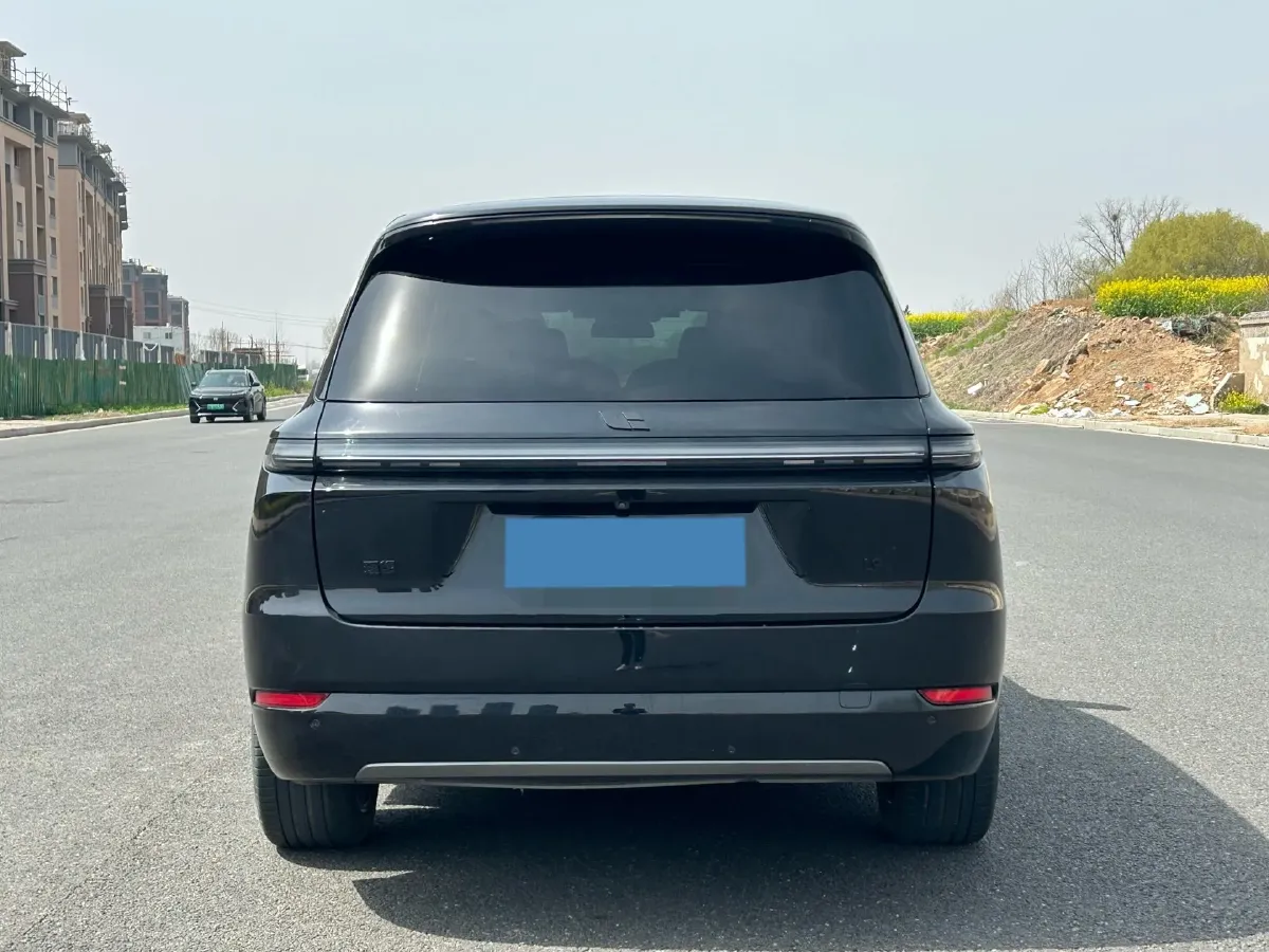 2022 Li L9 Range Extended 154HP REEV 42.6KWH,autocango,china used car exporter,china ev exporter,chinese used car exporter,chinese used ev exporter