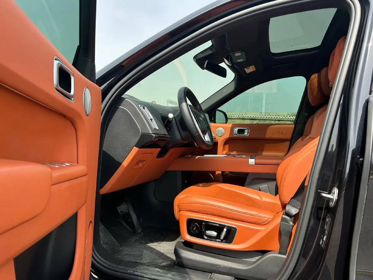 2022 Li L9 Range Extended 154HP REEV 42.6KWH,autocango,china used car exporter,china ev exporter,chinese used car exporter,chinese used ev exporter