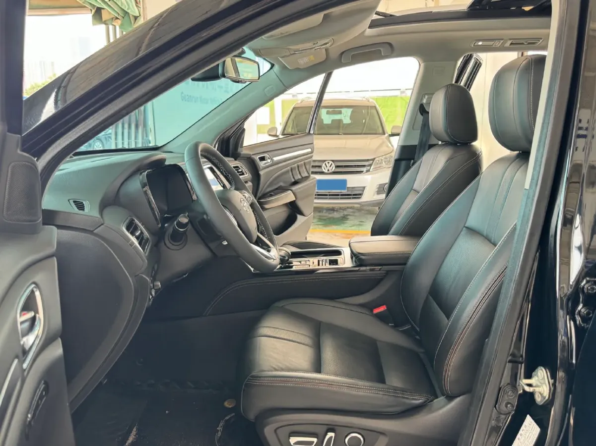 2020 GAC Trumpchi GS8 2.0T 252HP L4 6AT,autocango,china used car exporter,china ev exporter,chinese used car exporter,chinese used ev exporter