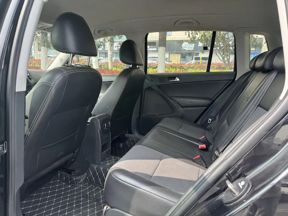 2017 MAXUS T60 2.0T 224HP L4 6AT,autocango,china used car exporter,china ev exporter,chinese used car exporter,chinese used ev exporter