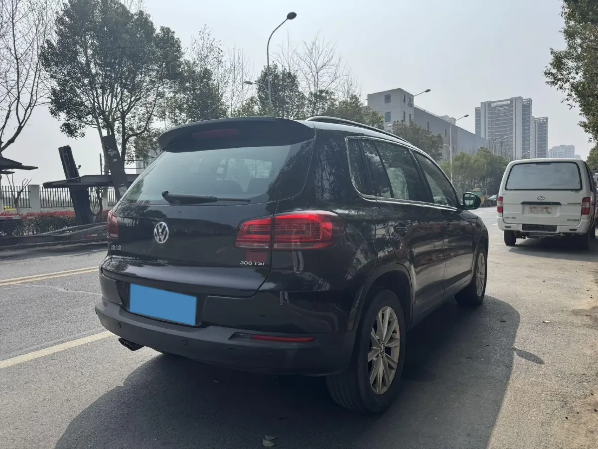 2017 MAXUS T60 2.0T 224HP L4 6AT,autocango,china used car exporter,china ev exporter,chinese used car exporter,chinese used ev exporter