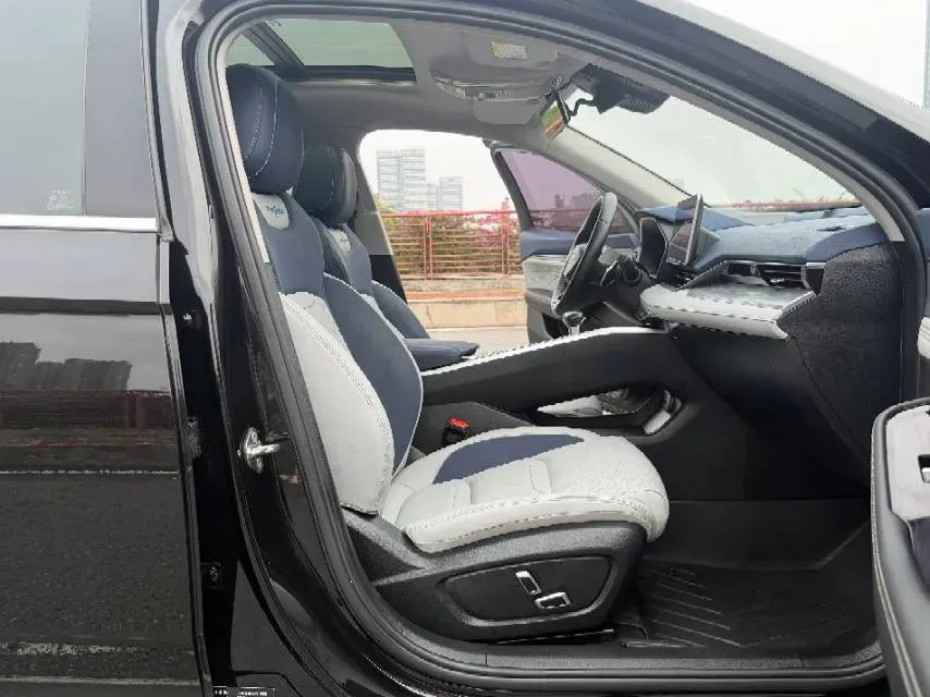 2021 Geely Preface 2.0T 190HP L4 7DCT,autocango,china used car exporter,china ev exporter,chinese used car exporter,chinese used ev exporter