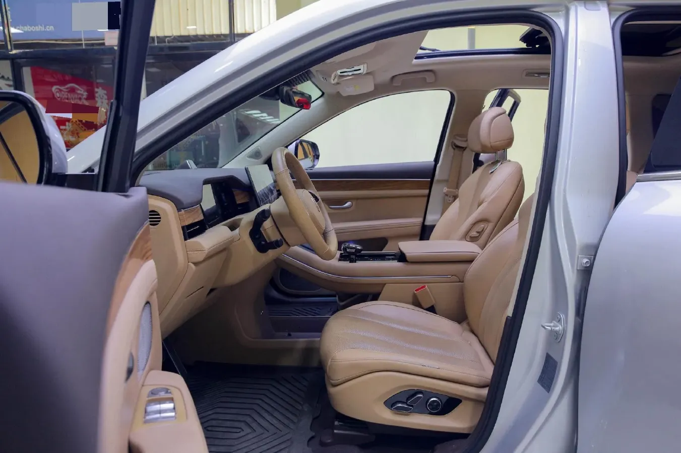 2024 AITO AITO M7 1.5T 152HP L4 REEV 40KWH,autocango,china used car exporter,china ev exporter,chinese used car exporter,chinese used ev exporter