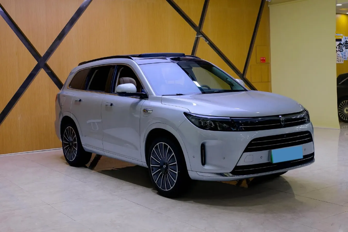 2024 AITO AITO M7 1.5T 152HP L4 REEV 40KWH,autocango,china used car exporter,china ev exporter,chinese used car exporter,chinese used ev exporter