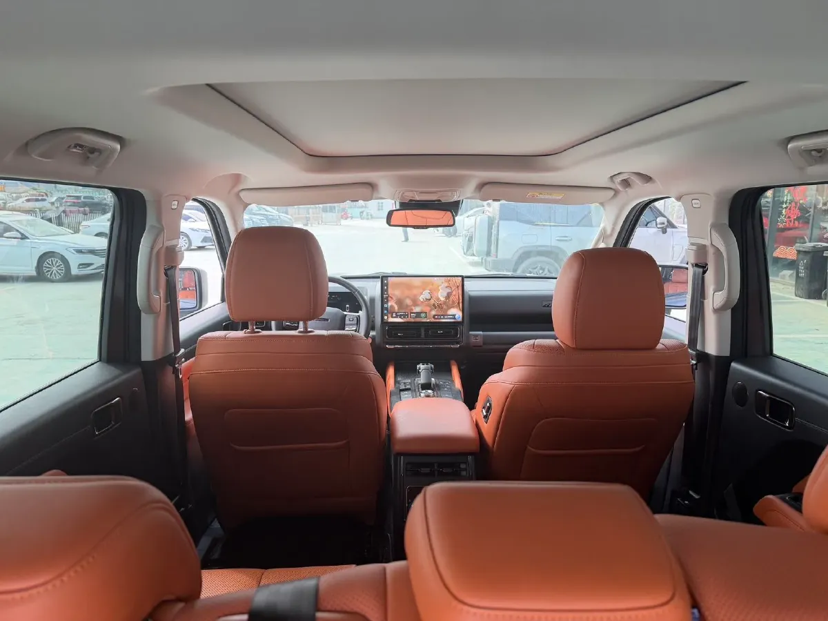 2024 Haval H9 2.0T 224HP L4 8AT,autocango,china used car exporter,china ev exporter,chinese used car exporter,chinese used ev exporter