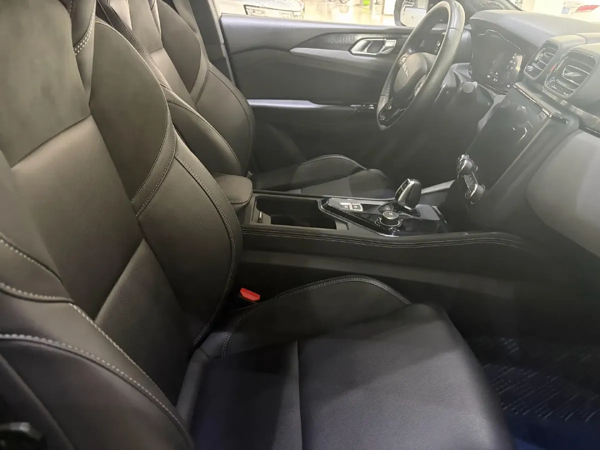 2021 LYNK&CO 03 1.5T 180HP L3 7DCT,autocango,china used car exporter,china ev exporter,chinese used car exporter,chinese used ev exporter