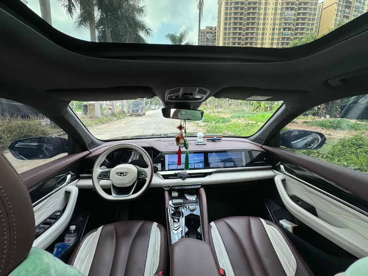 2021 Geely Monjaro 2.0T 218HP L4 7DCT,autocango,china used car exporter,china ev exporter,chinese used car exporter,chinese used ev exporter