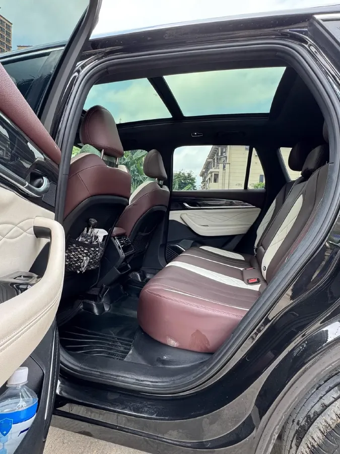 2021 Geely Monjaro 2.0T 218HP L4 7DCT,autocango,china used car exporter,china ev exporter,chinese used car exporter,chinese used ev exporter