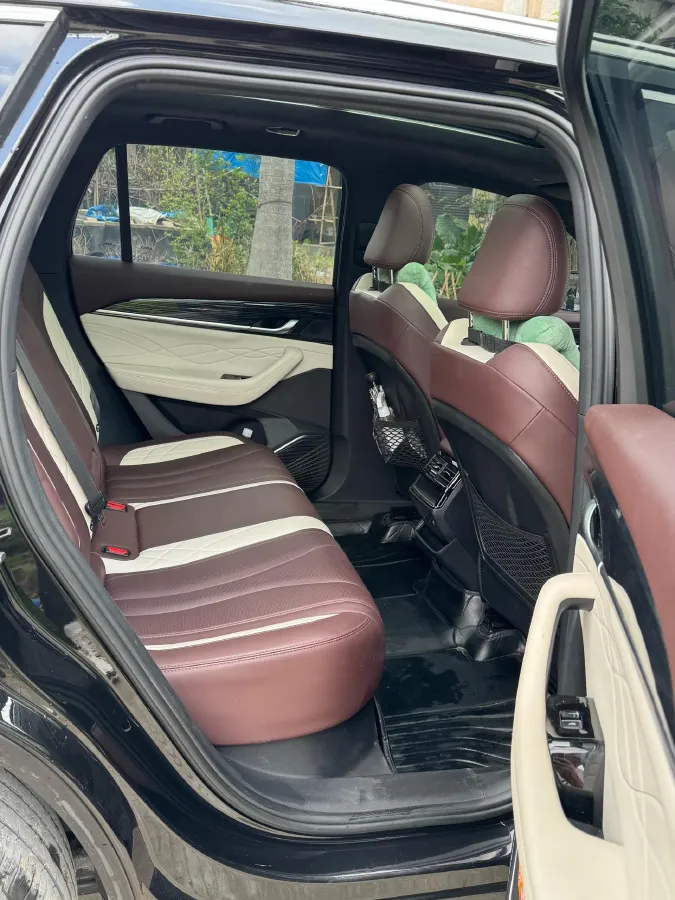 2021 Geely Monjaro 2.0T 218HP L4 7DCT,autocango,china used car exporter,china ev exporter,chinese used car exporter,chinese used ev exporter