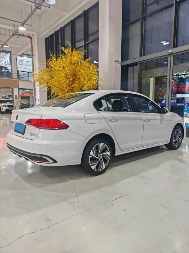 2025 Volkswagen Bora 1.2T 116HP L4 7DCT,autocango,china used car exporter,china ev exporter,chinese used car exporter,chinese used ev exporter