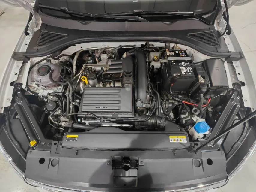 2025 Volkswagen Bora 1.2T 116HP L4 7DCT,autocango,china used car exporter,china ev exporter,chinese used car exporter,chinese used ev exporter