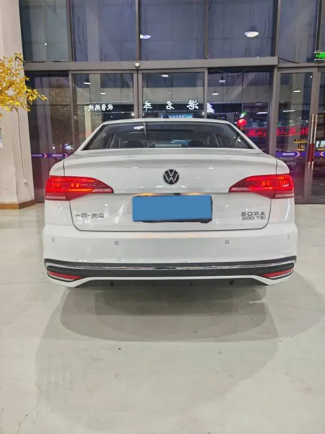 2025 Volkswagen Bora 1.2T 116HP L4 7DCT,autocango,china used car exporter,china ev exporter,chinese used car exporter,chinese used ev exporter