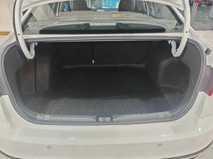 2025 Volkswagen Bora 1.2T 116HP L4 7DCT,autocango,china used car exporter,china ev exporter,chinese used car exporter,chinese used ev exporter