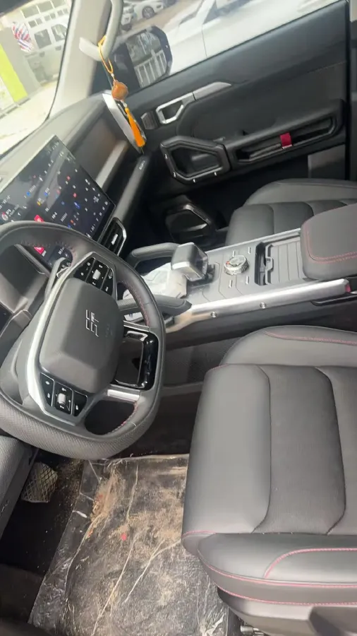 2025 Jetour Traveller 1.5T 184HP L4 7DCT,autocango,china used car exporter,china ev exporter,chinese used car exporter,chinese used ev exporter